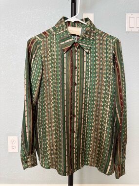 Momoni Green Patterned Blouse